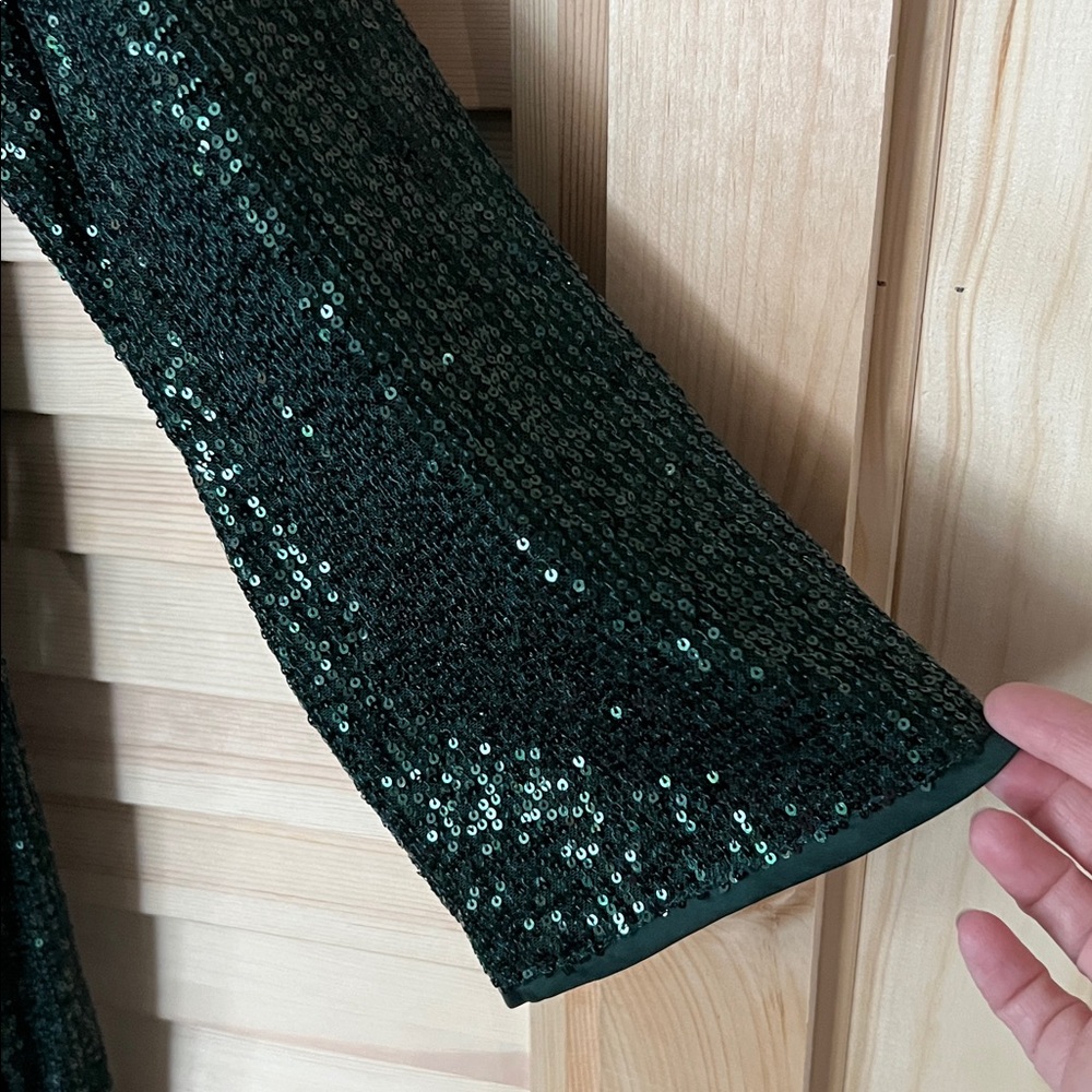 NWT Green Sequined V Neck Dress - Picture 4 of 9